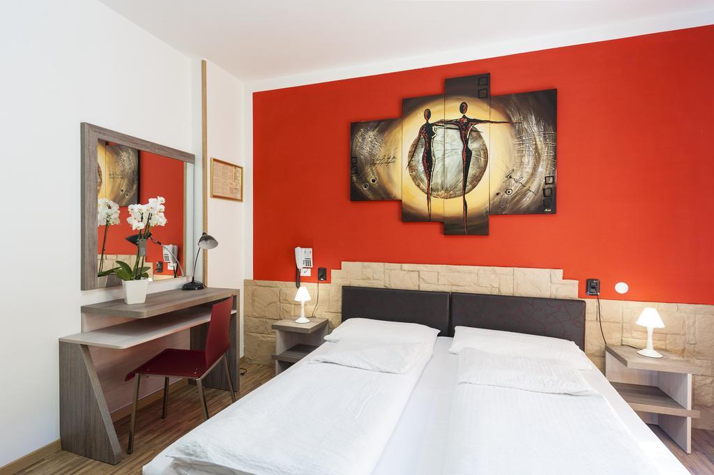 Hotel Garni Ischia Malcesine Chambre photo